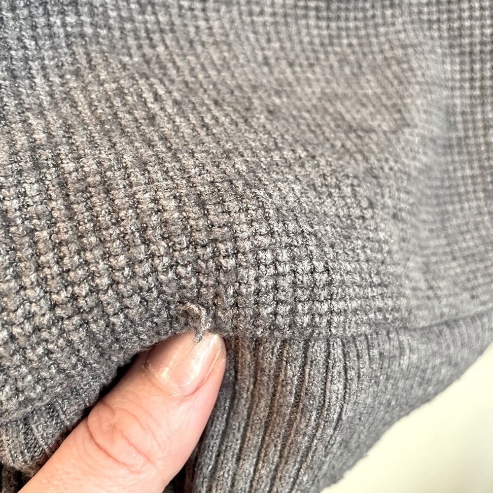 Love Ellie | Grey Hooded Sweater | Size Small - Picture 10 of 11